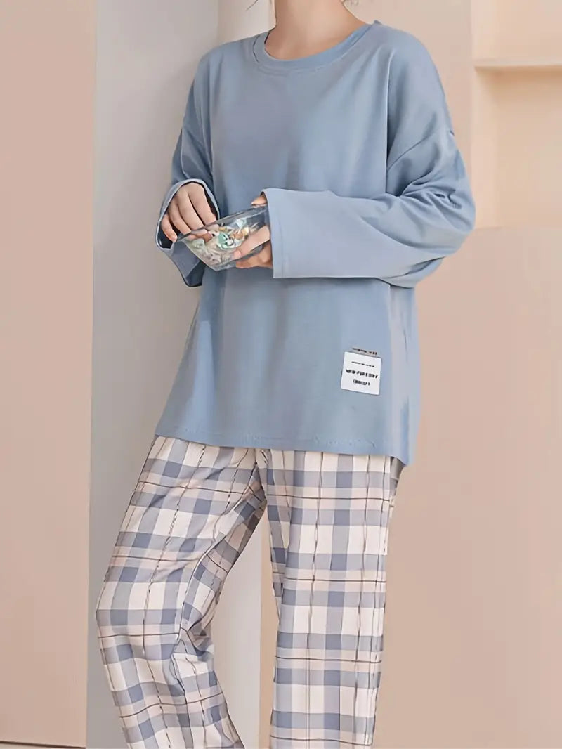 GR | Women's pajama set in fashionable colors
