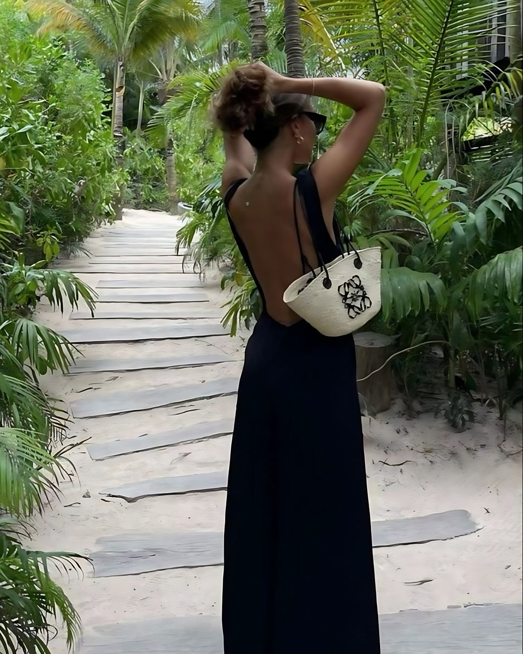 GR | Straw bag with details