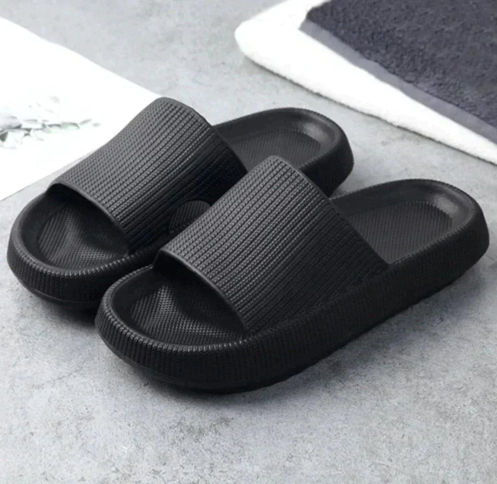 GR | Soft, comfortable beach slippers