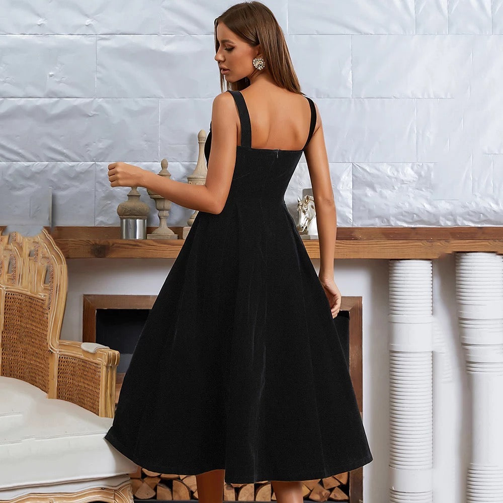 Tea-length ball gown in a style with a sweetheart neckline