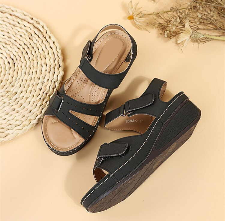 GR | Fashionable sandals for women