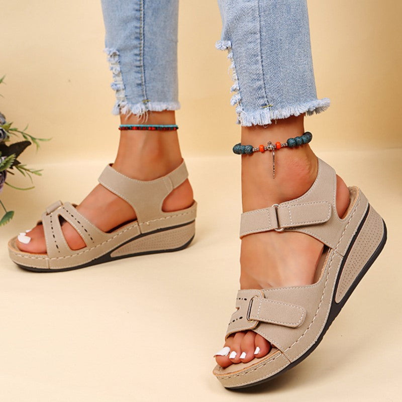 GR | Fashionable sandals for women