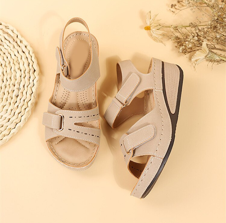 GR | Fashionable sandals for women