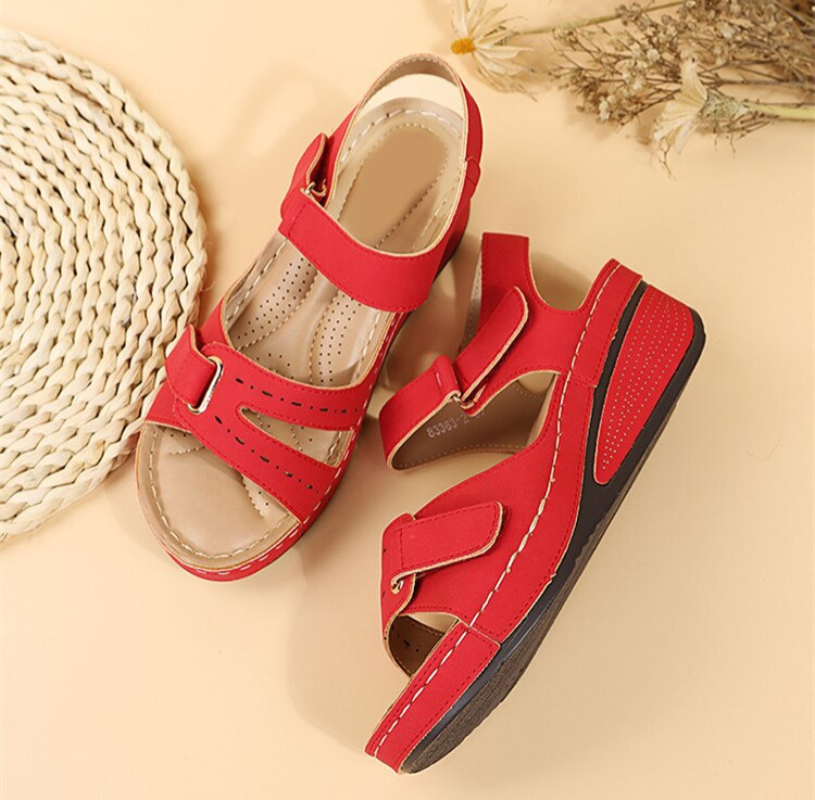 GR | Fashionable sandals for women