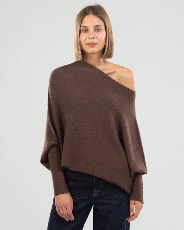 GR | Asymmetrischer Damenpullover mit eleganter Drapierung