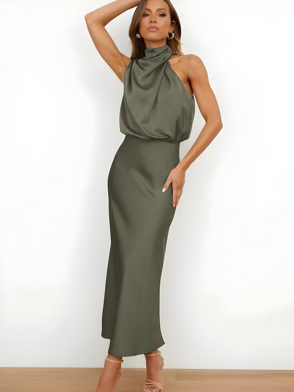 GR | Elegant satin dress design