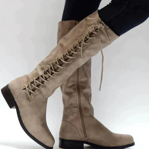 Elegant lace-up boots