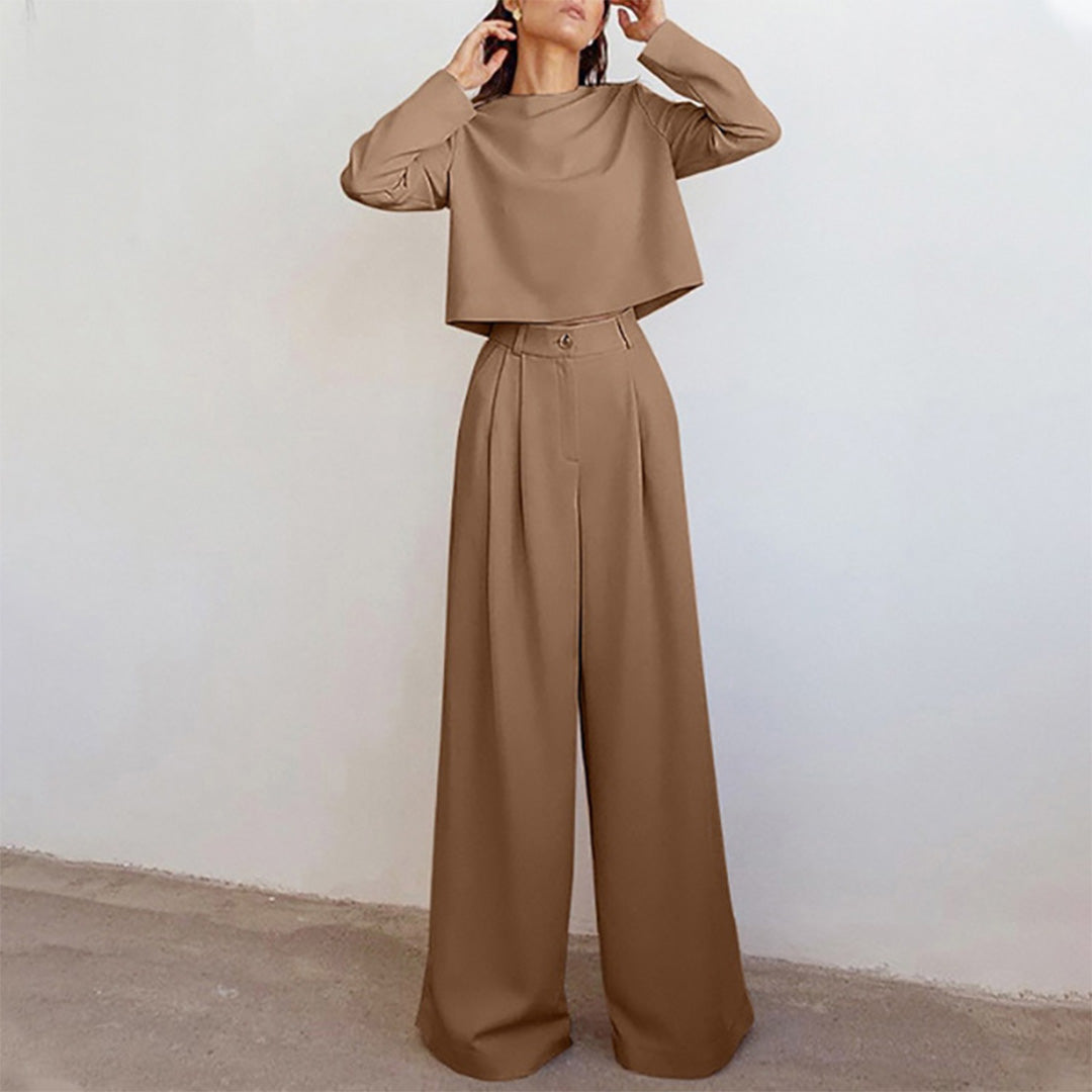 GR | Long-sleeved and wide-leg trousers for women