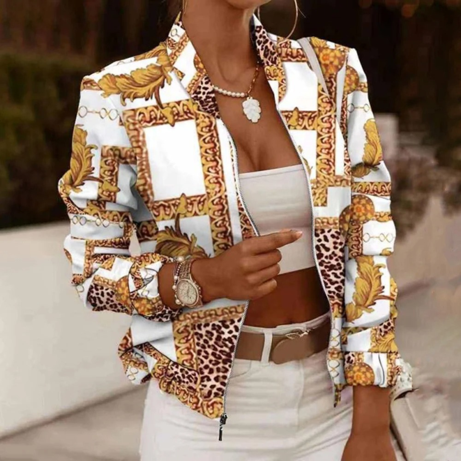 GR | Women's summer jacket with a modern design