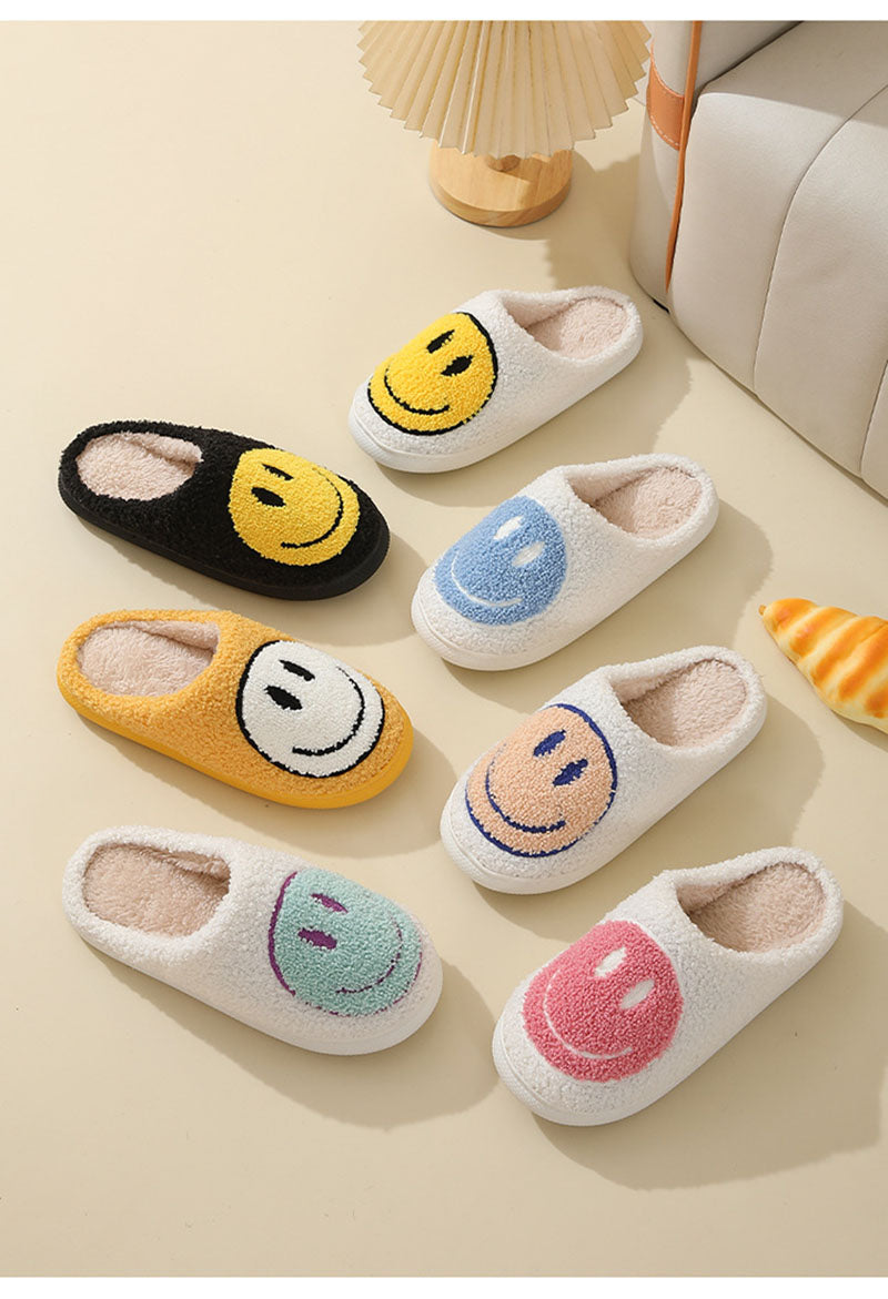 GR Large Smiley Pattern Fur Slippers