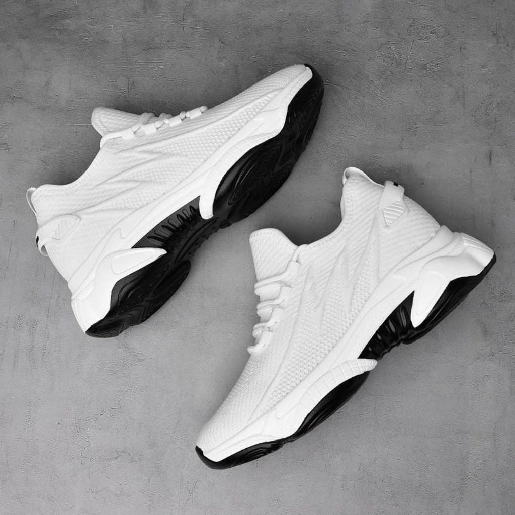 GR | Skyboost Pro Sneakers