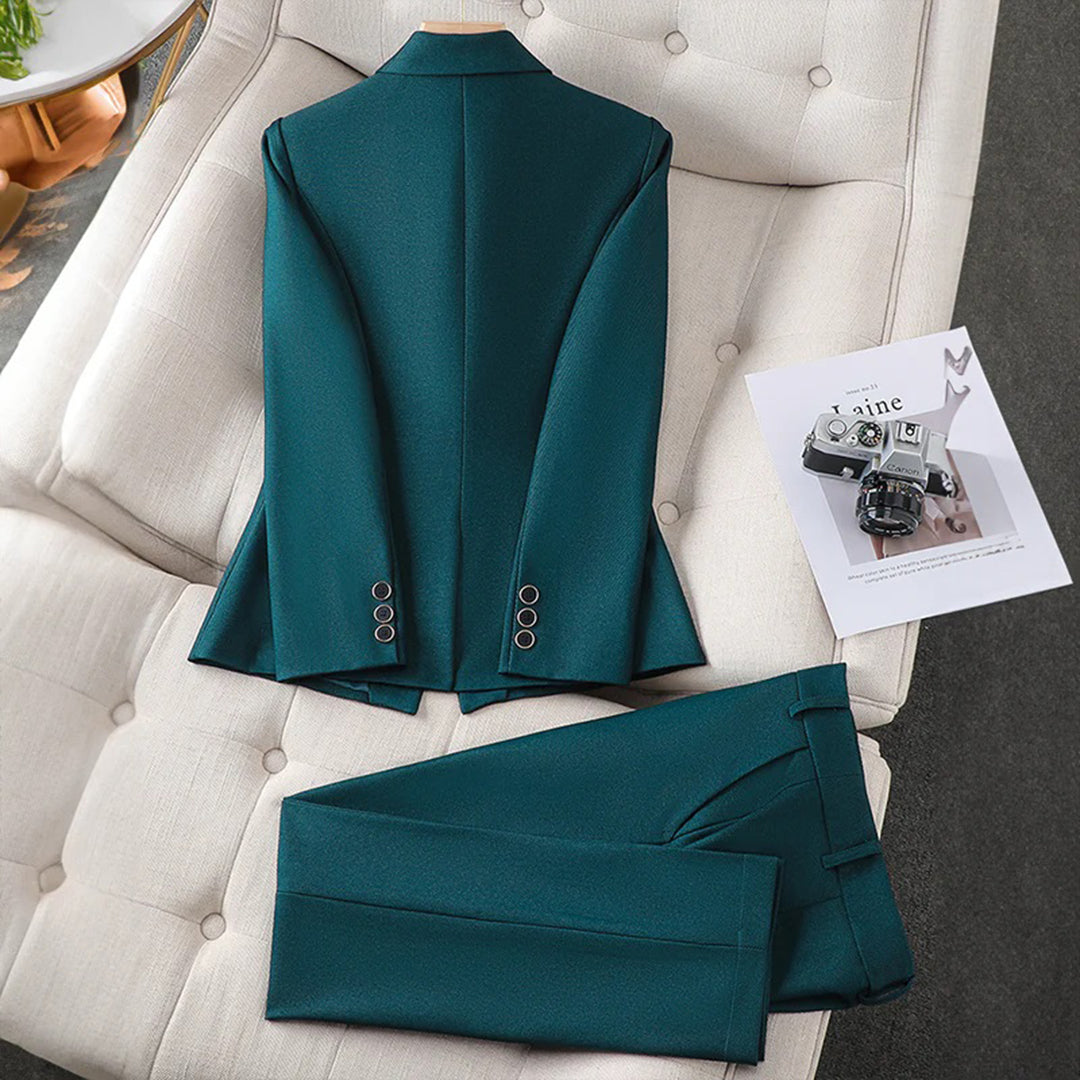 GR | Elegant set of blazer and trousers