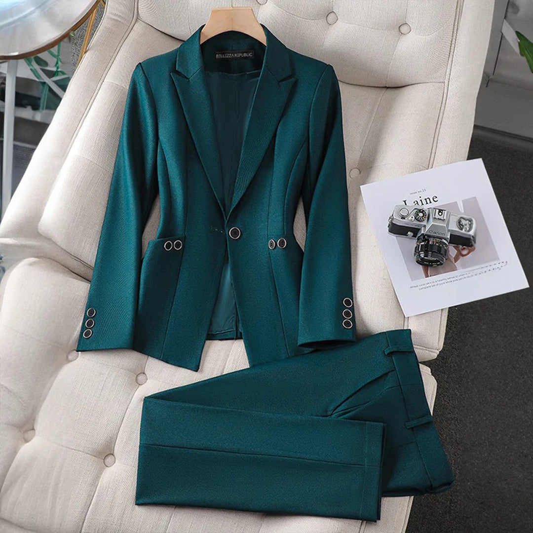 GR | Women's Blazer & Trousers Set – Timeless & Versatile