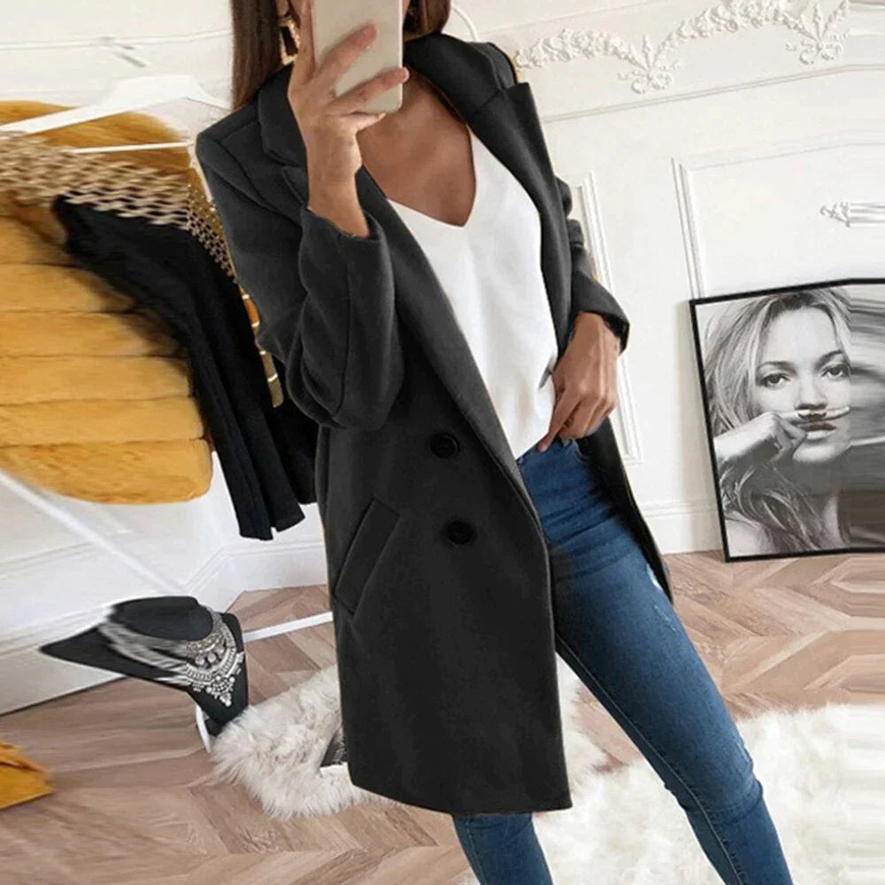 Mid-length coat for women