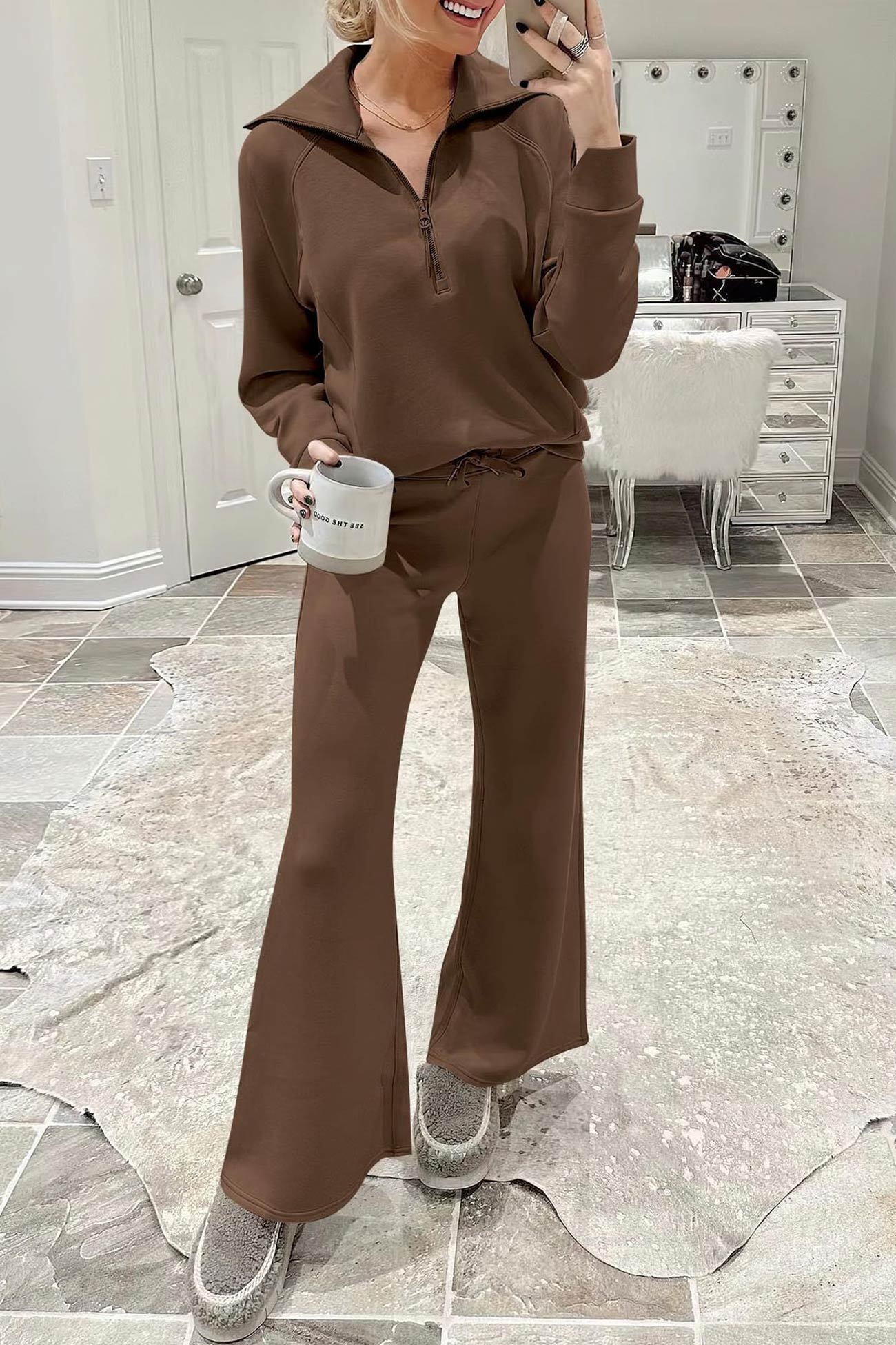 GR | Langes Hosen-Set mit weitem Bein und Revers-Reißverschluss-Sweatshirt