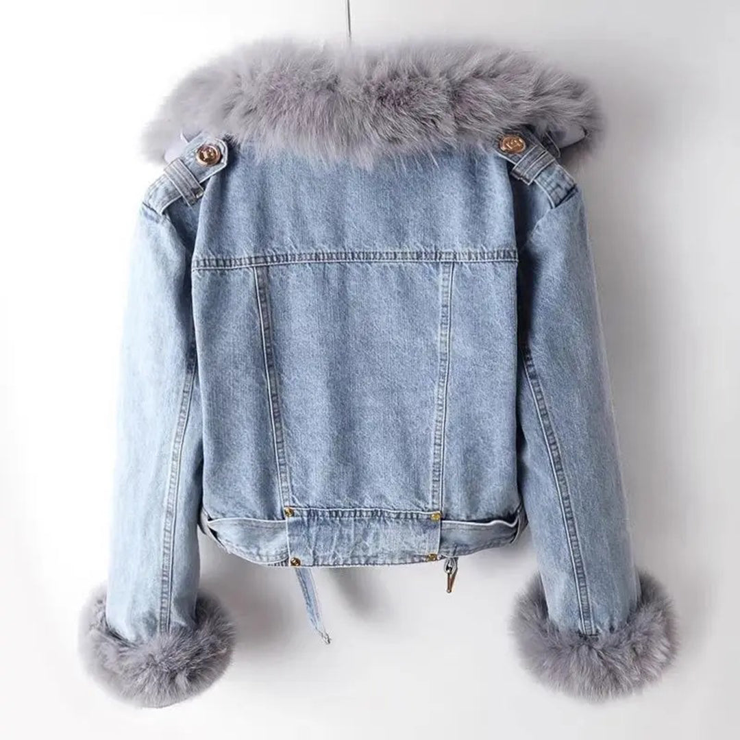LUNA'sDenim: Denim jacket with a fluffy collar 