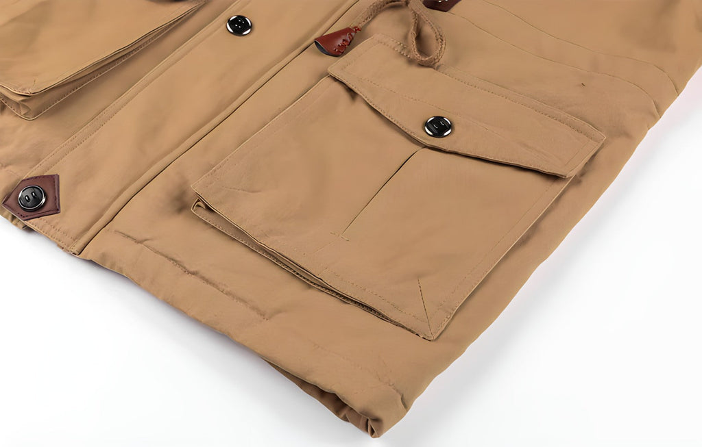 GR | Waterproof military jacket with adjustable waistband