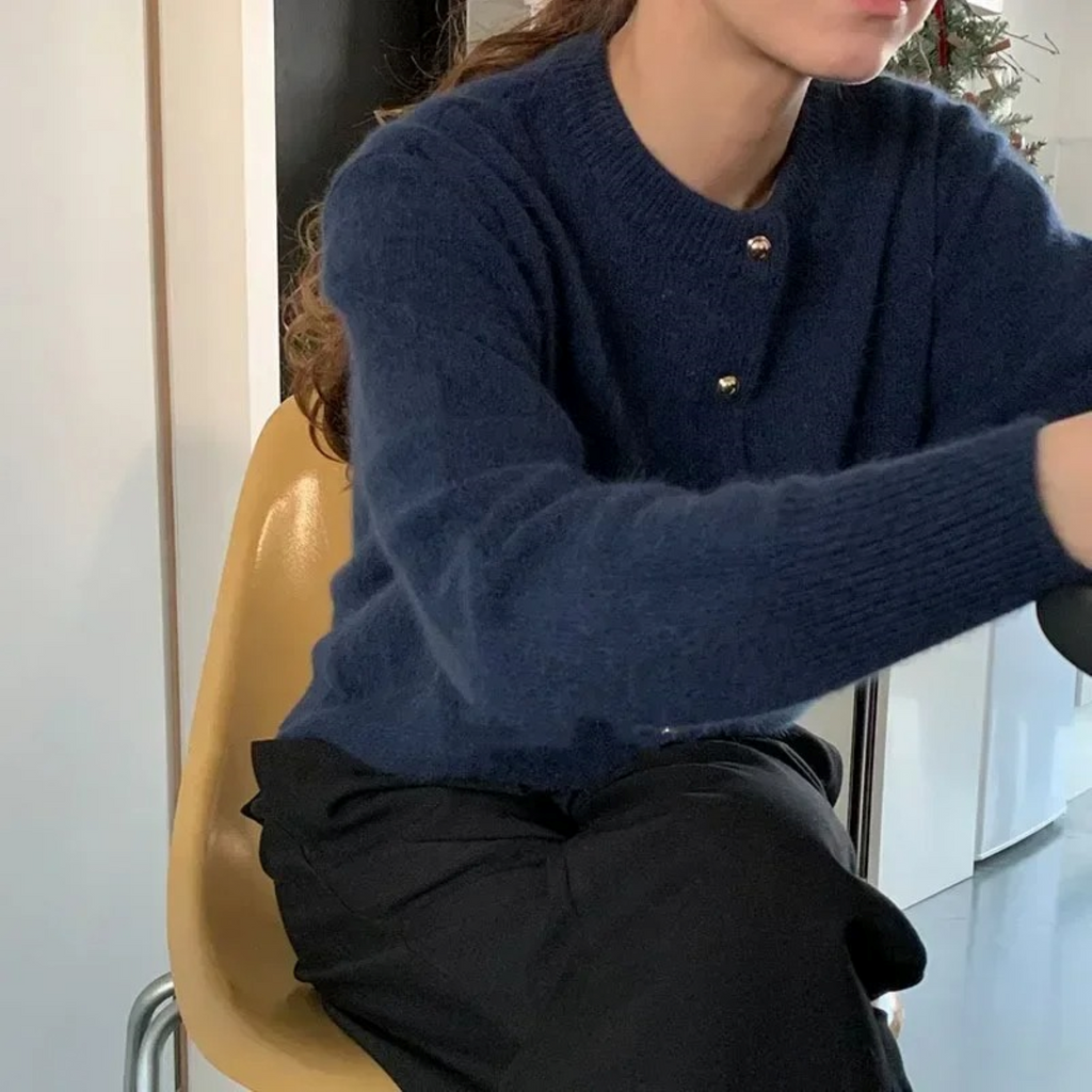 GR | Knitted Jacket with Round Neck