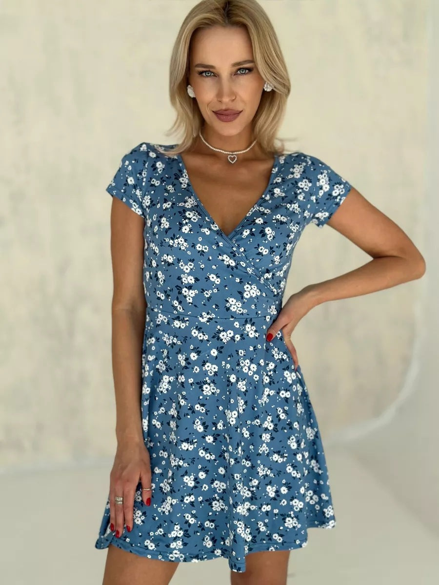 GR | Short-sleeved, high-waisted, A-line floral dress
