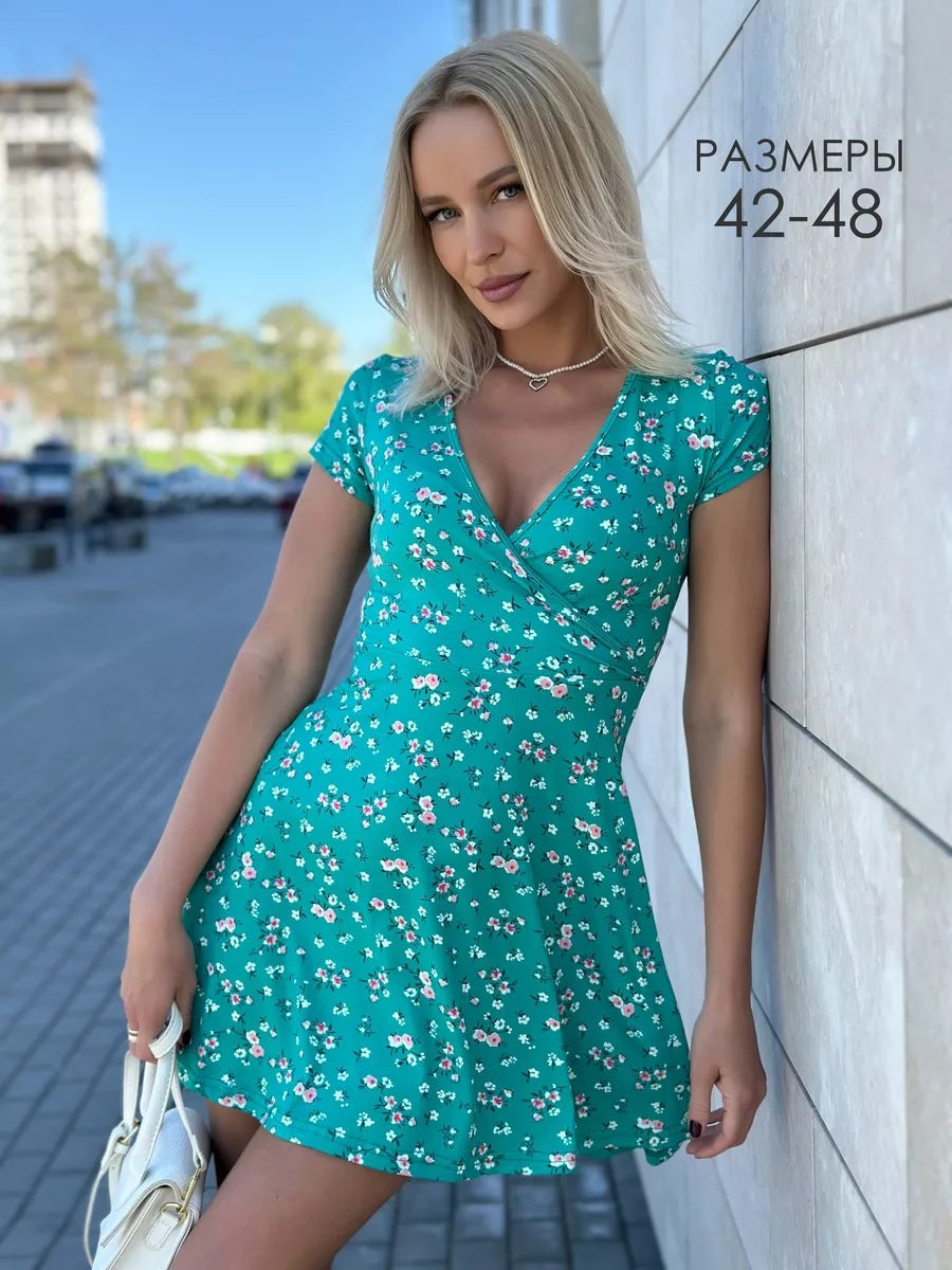 GR | Short-sleeved, high-waisted, A-line floral dress