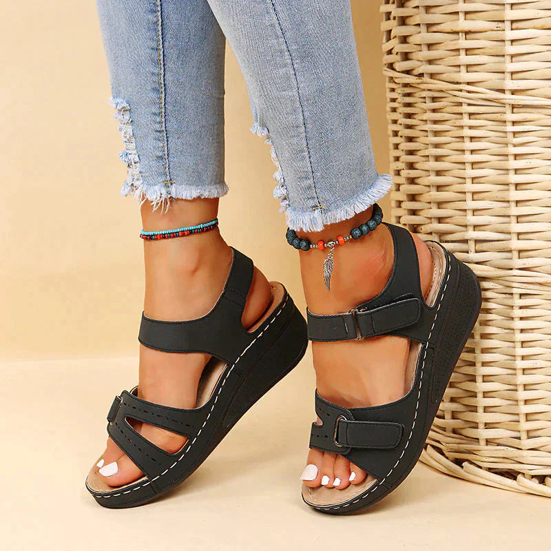 GR | Orthopedic Sandals Comfortable hiking shoes you'll want to wear all day