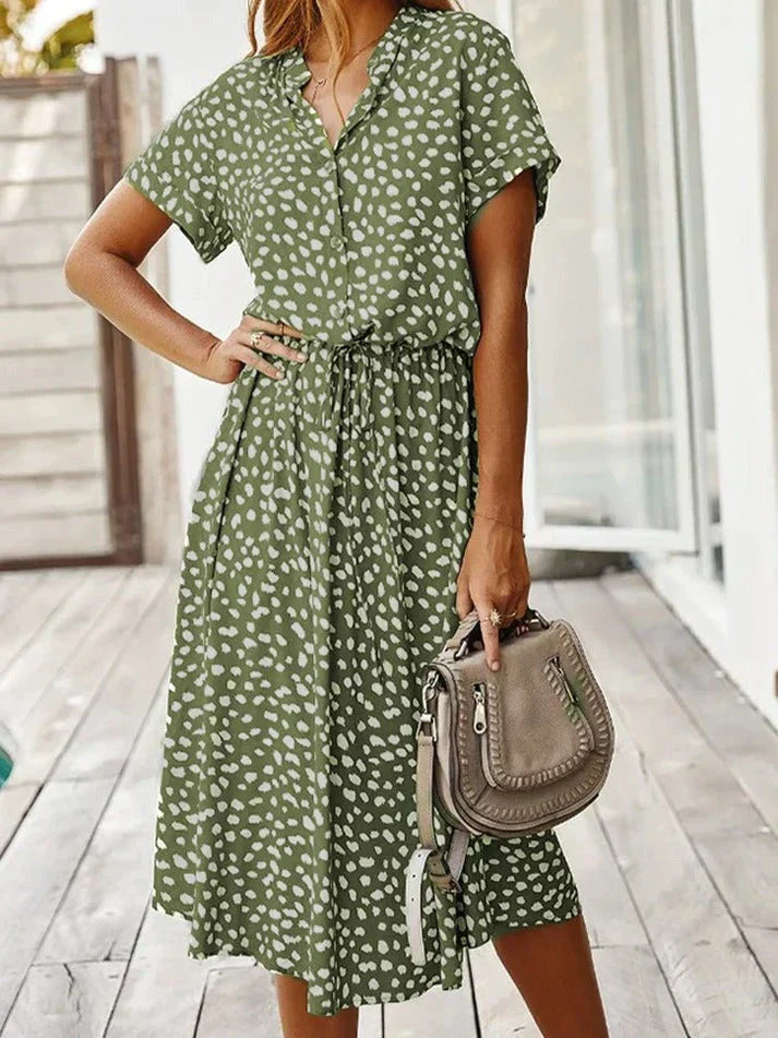 GR - Elegant short-sleeved shirt dress with polka dots and drawstring waist 