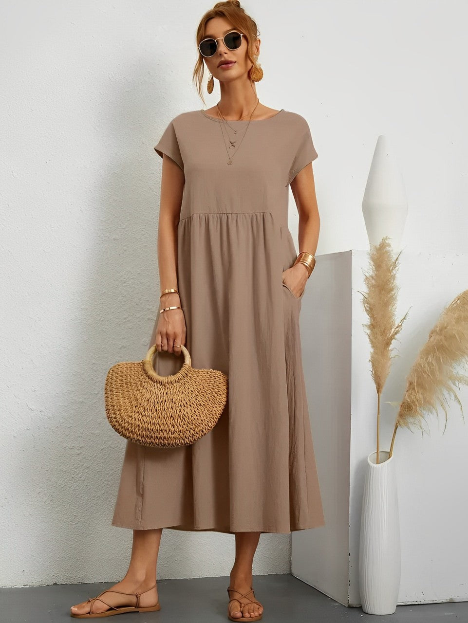 GR | Stunning cotton summer dress with a comfortable cut for warm weather