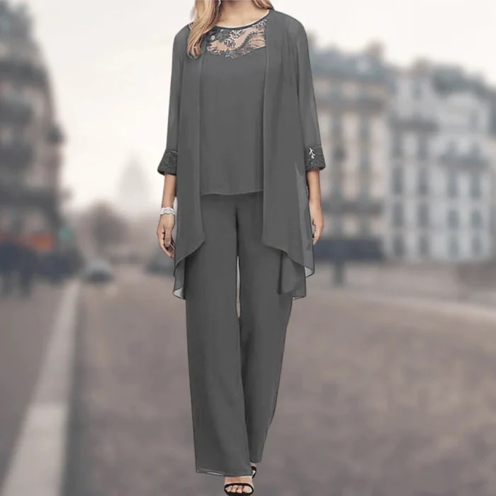 GR | Elegant three-piece set for women
