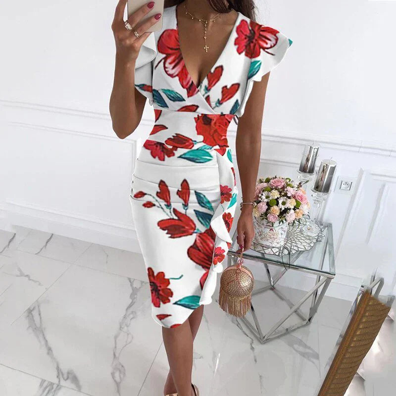 GR | Kleid mit Rüschensäumen und V-Ausschnitt