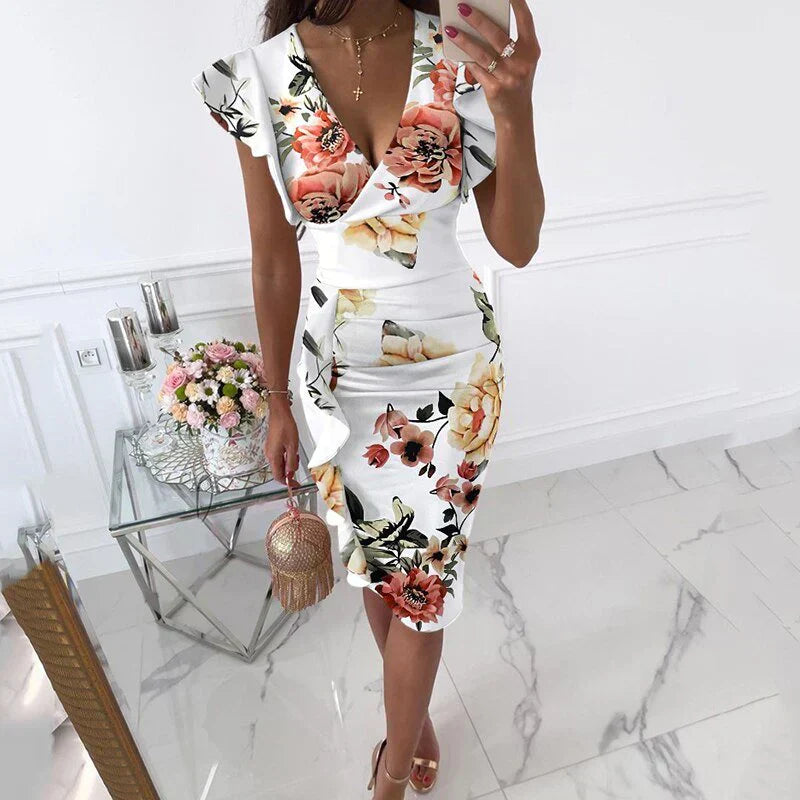 GR | Kleid mit Rüschensäumen und V-Ausschnitt