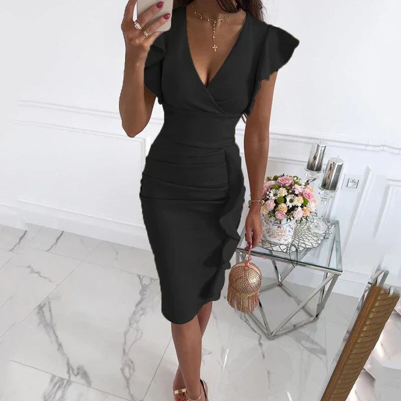 GR | Kleid mit Rüschensäumen und V-Ausschnitt
