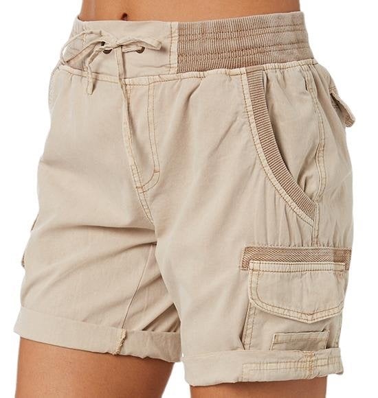 GR | Kurze Hosen mit hoher Taille