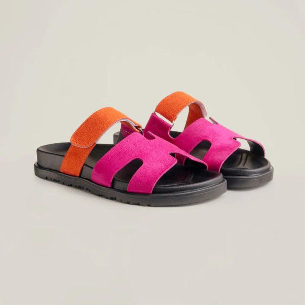 GR | Fashionable sandals style