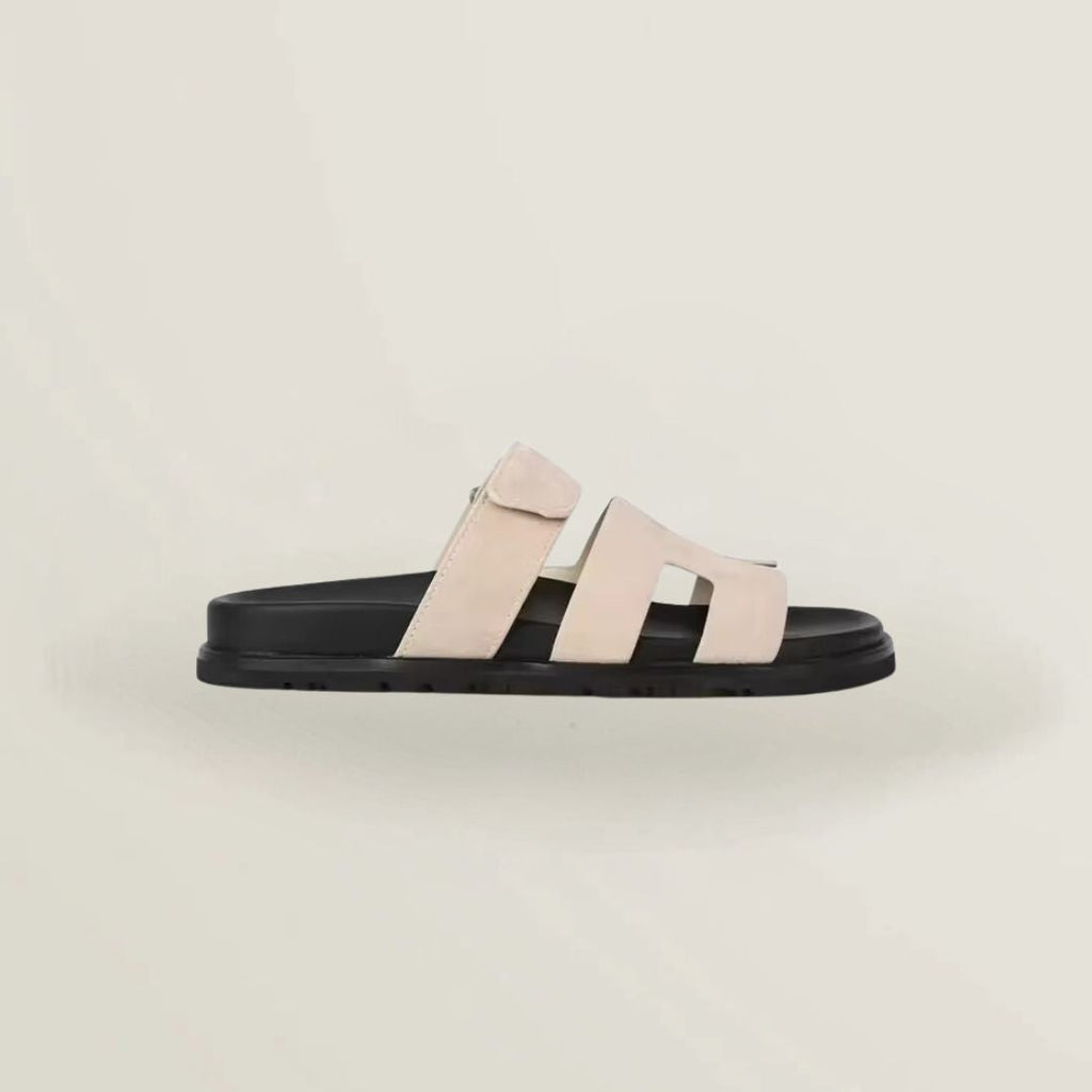 GR | Fashionable sandals style