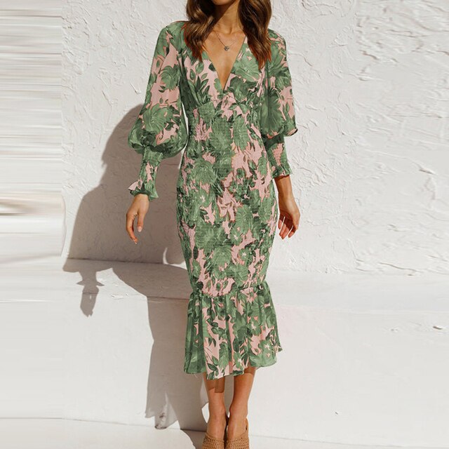 GR - Printed trumpet dress with V-neck