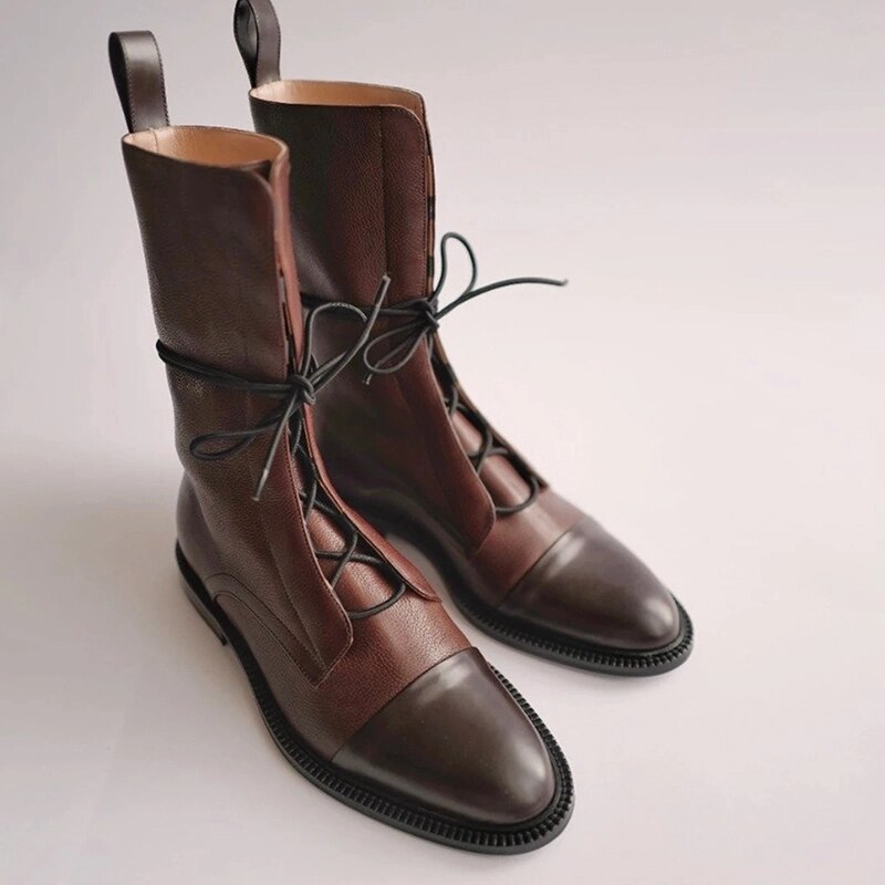 GR | Classic British-style ankle boots