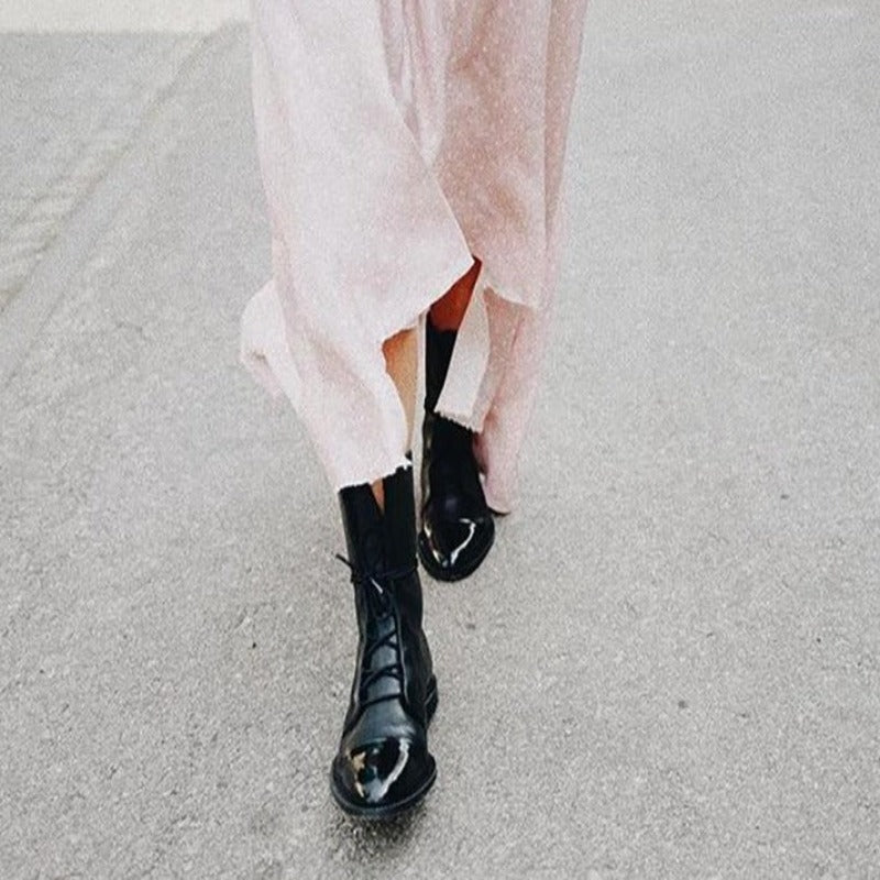ELEGANT ADHESIVE BOOTS