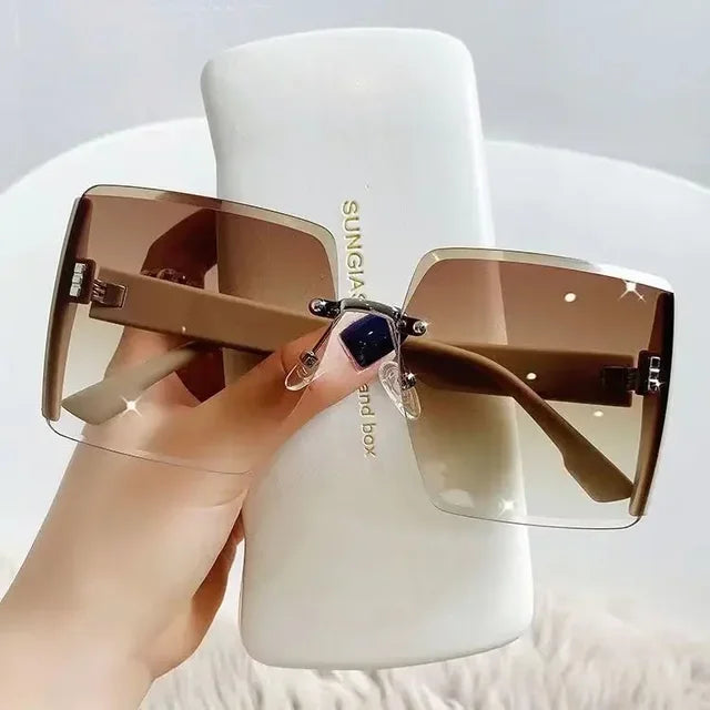 GR | Stylish Square Vintage Sunglasses for Women
