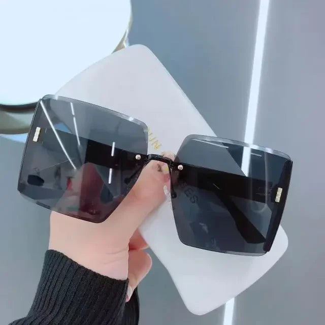GR | Stylish Square Vintage Sunglasses for Women