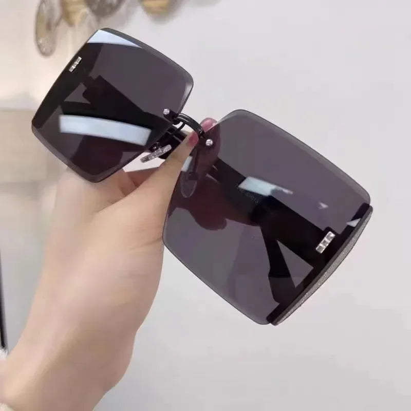 GR | Stylish Square Vintage Sunglasses for Women