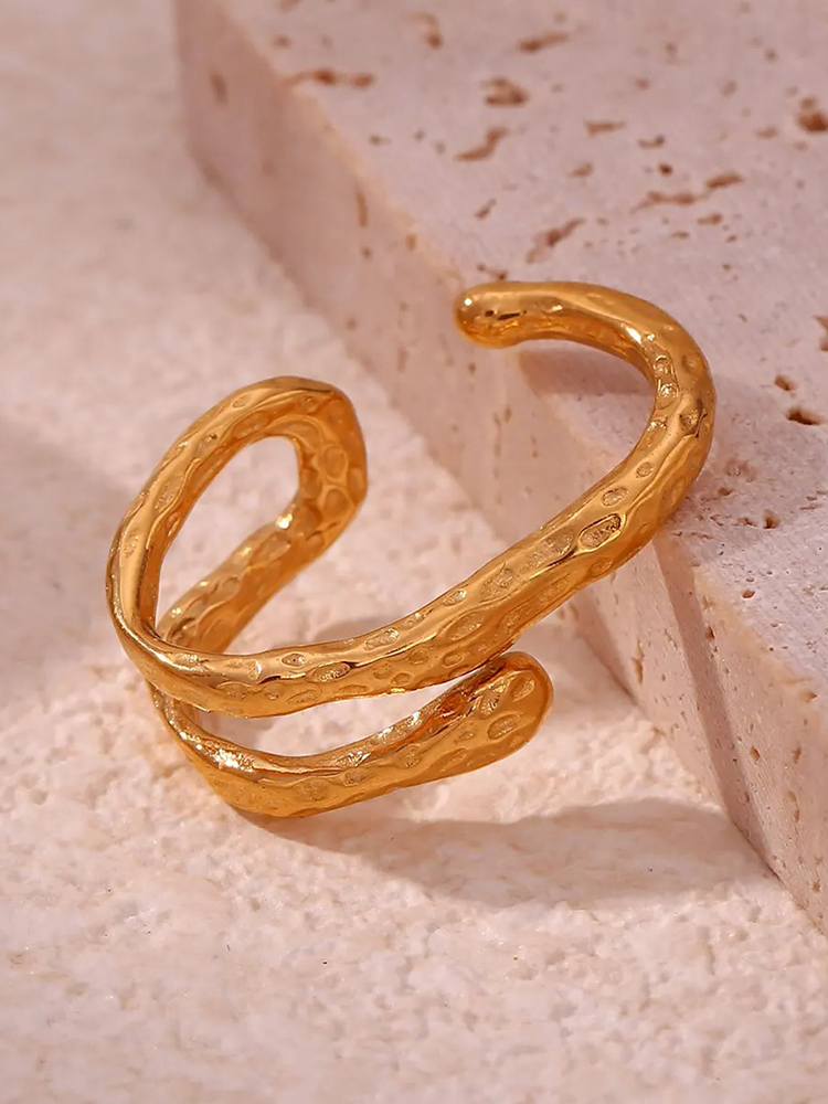 GR | Chunky Ear Cuff Gold For Edgy Style Upgrade