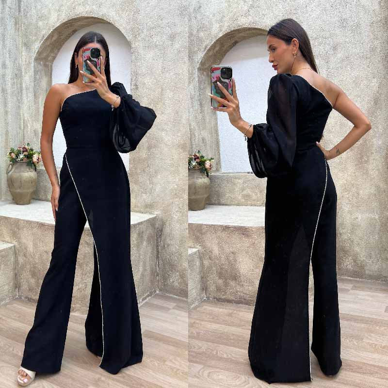 Women's elegant jumpsuit with asymmetrical cut and voluminous arm detail, size [size]