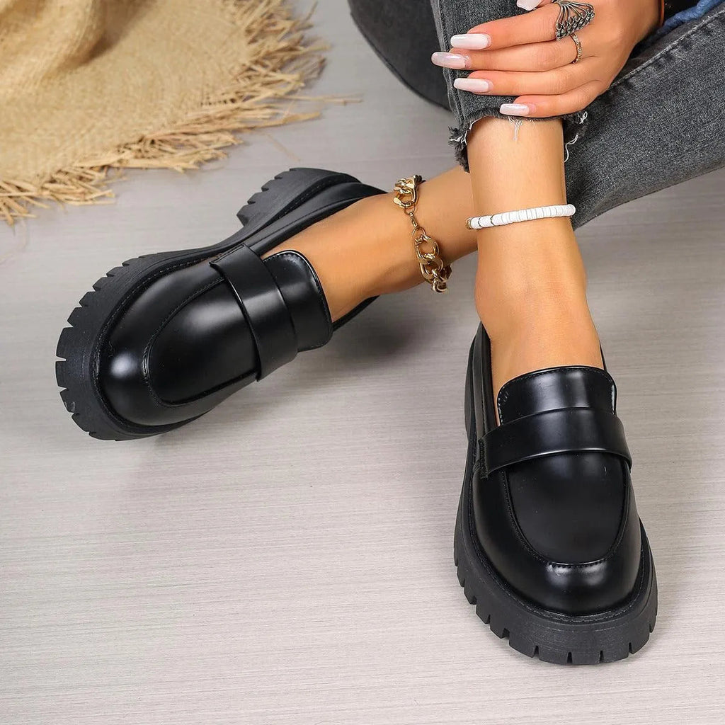 GR | Black platform moccasins 