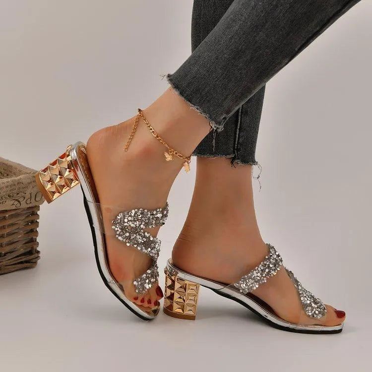 GR | Sandals with heels and sequins 