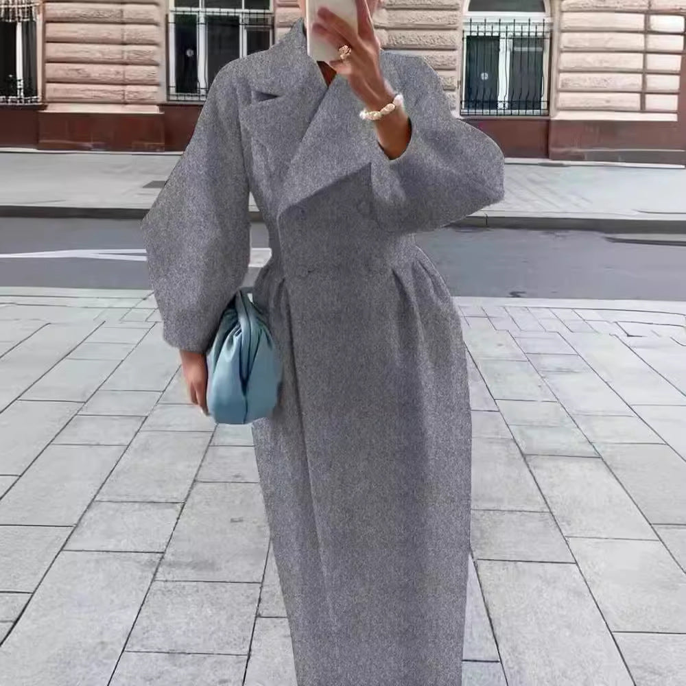 Women's Maximum Oversized Coat with Shoulder-to-Shoulder Top and Double-Brown Front, Size