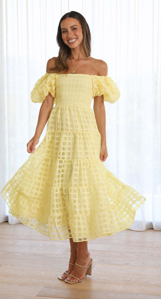 GR | Women's dress with a single neck, lantern sleeves, layered seams