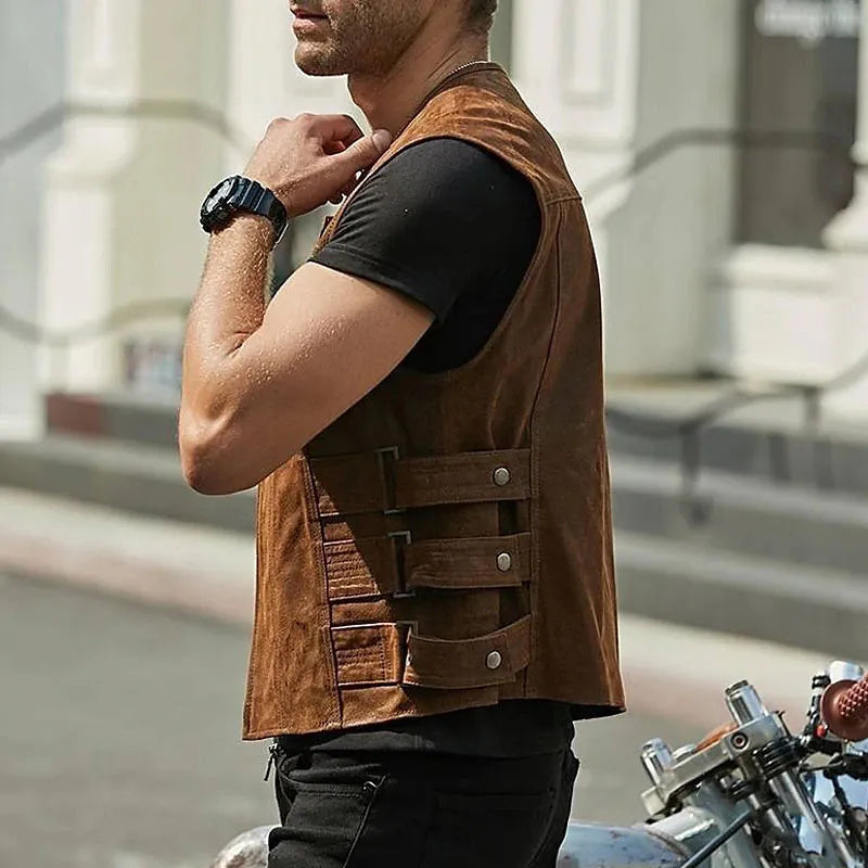 GR | Robust leather vest with many pockets