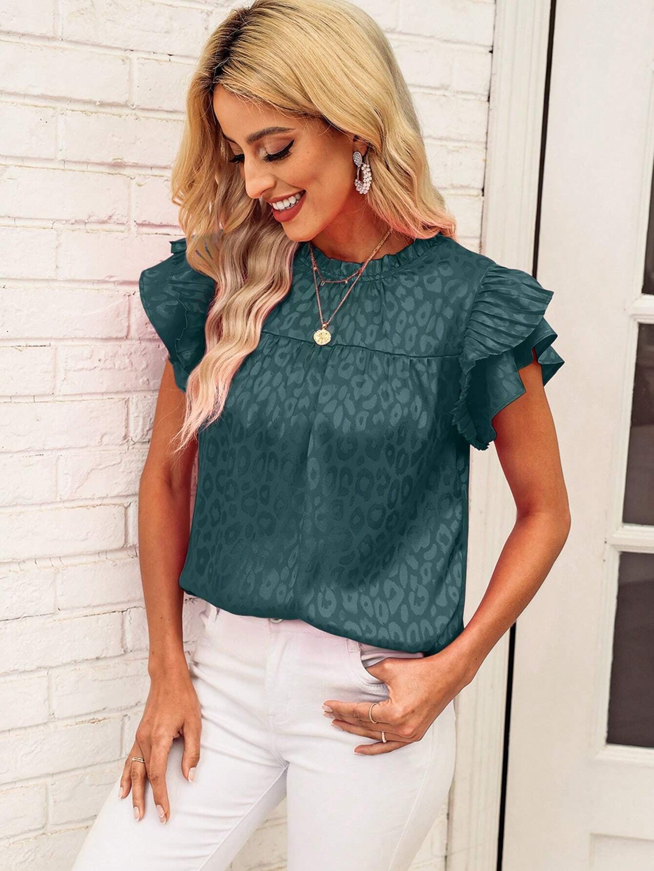 Damen Bluse mit modischen Rüschendetails und elegantem Leopardenmuster GR