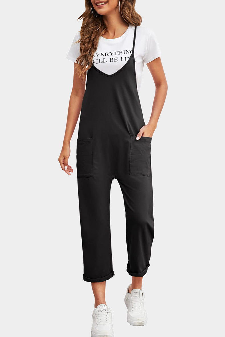 Women's relaxed jumpsuit with practical pockets and a casual cut, size S