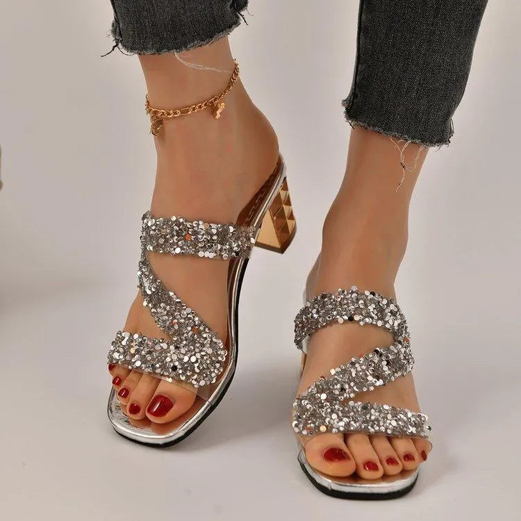 GR | Sandals with heels and sequins 